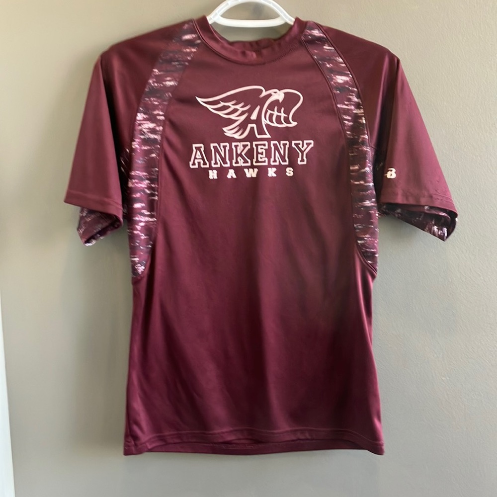 Ankeny Iowa Hawks Kids Youth Large Maroon Athletic Top
